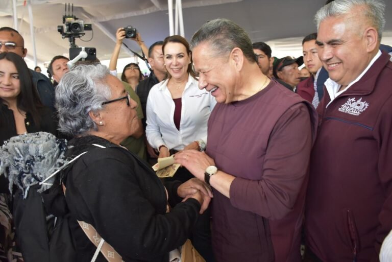 Auxiliares funcionales mejoran la vida a personas mayores