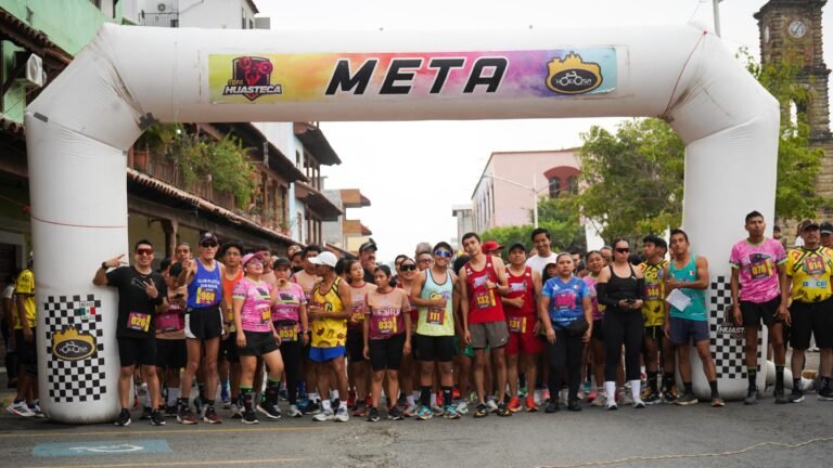 Participan decenas de corredores en Huasteca Runners