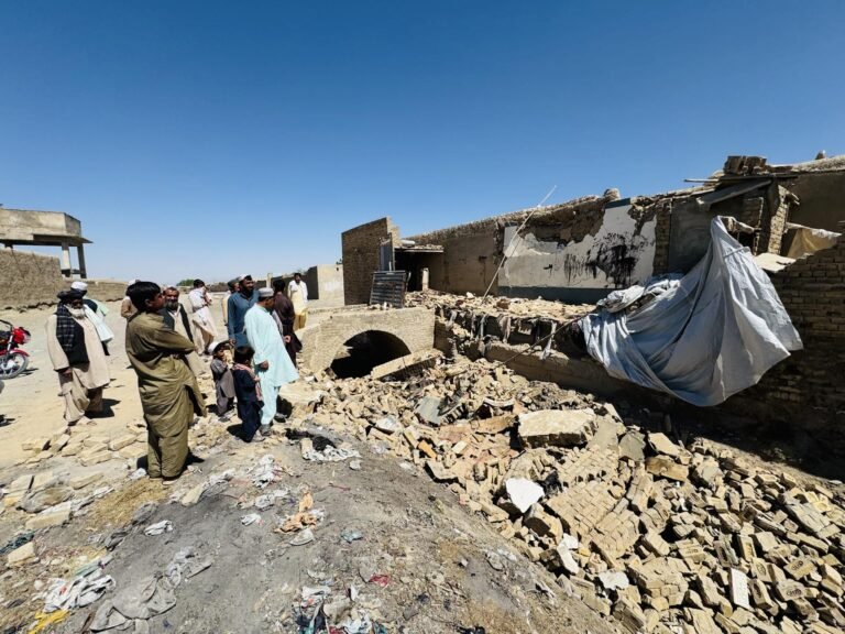 Convocan a un alto al fuego paquistaní