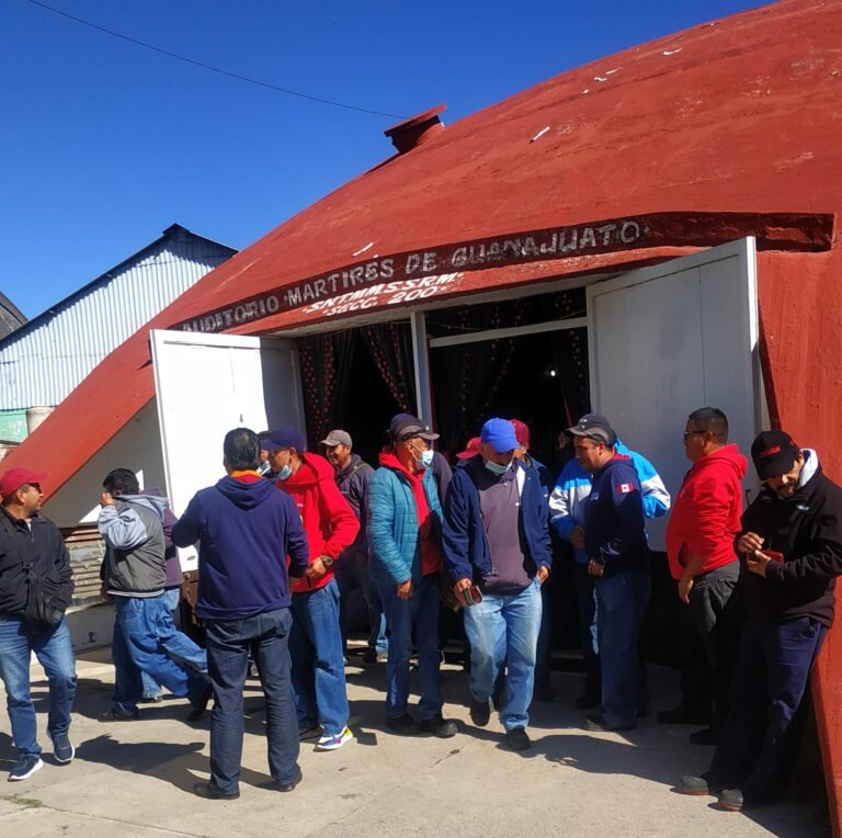 Sindicalizados de la Sección 300, votaron para elegir a nuevo Secretario General