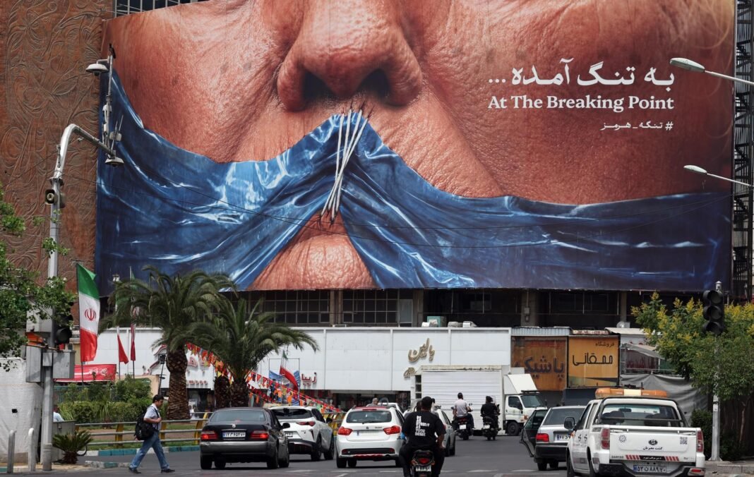 Irán condena el ataque estadounidense contra el sur del país y avisa que se defenderá