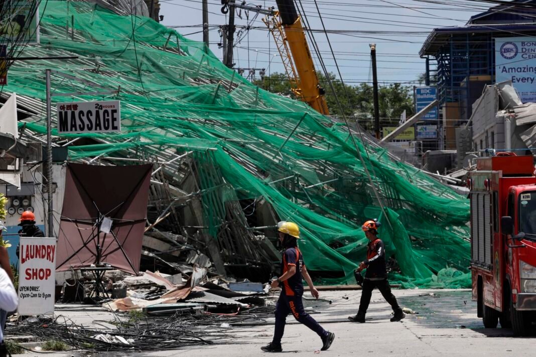 Al menos treinta desaparecidos deja el colapso de un edificio en construcción en Filipinas