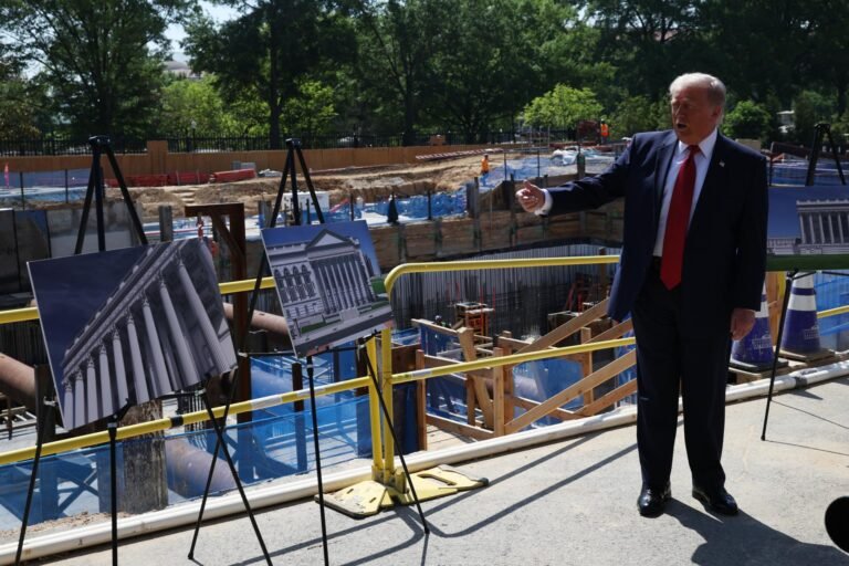 Trump da ultimátum para los próximos días para cerrar acuerdo con Irán