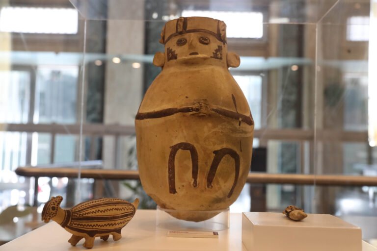 Perú inaugura muestra de bienes repatriados de EE.UU. para celebrar 200 años de relaciones