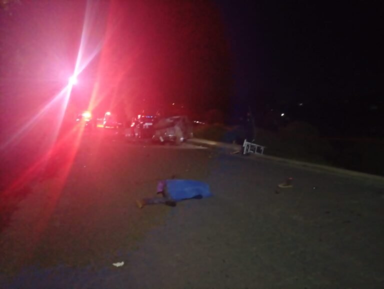 En accidente vehicular, muere una persona en carretera de Acaxochitlán