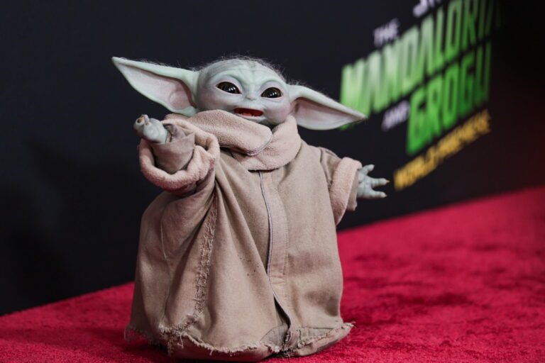 ‘The Mandalorian and Grogu’ lidera la taquilla con 165 millones dólares en el mundo
