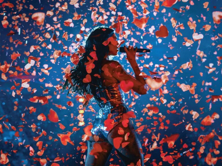 Dua Lipa lanzará película y álbum en vivo grabados en Ciudad de México