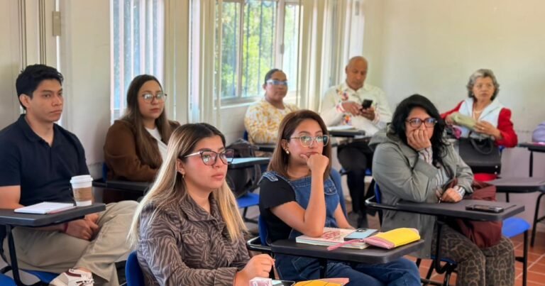 Alumnos de la UPN comenzaron los cursos de Lengua de Señas 