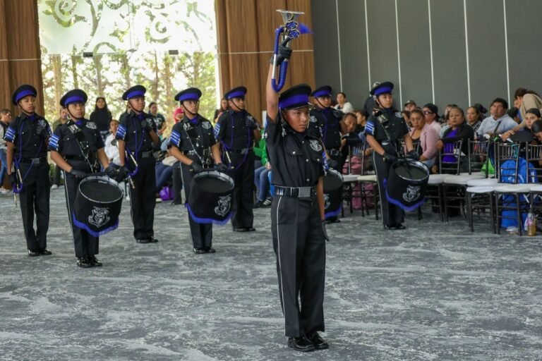 Realiza IHE concurso estatal de bandas de guerra