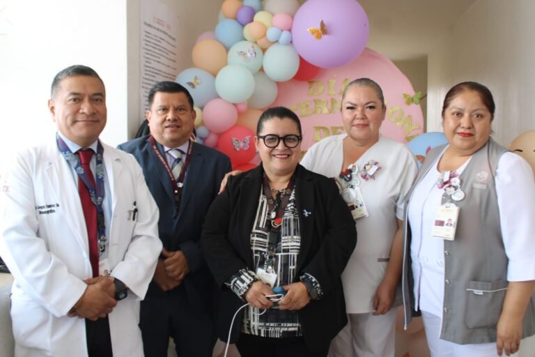 Reconocen liderazgo y profesionalismo de enfermería