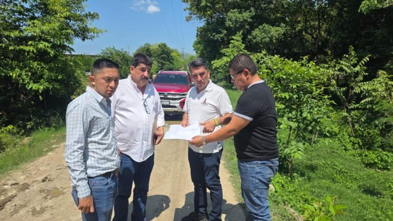 ALFREDO SAN ROMÁN SUPERVISA OBRAS Y PROYECTA NUEVAS ACCIONES PARA EL BIENESTAR DE HUEJUTLA