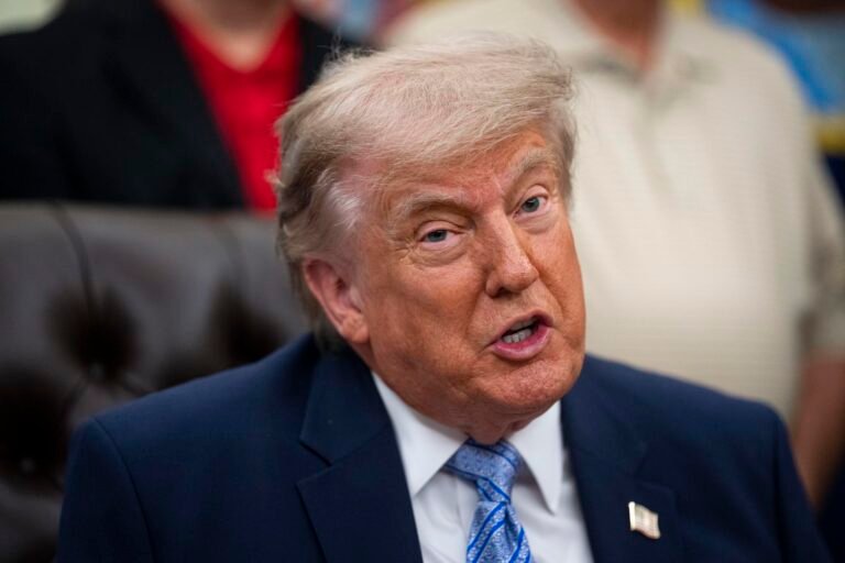 Anuncia Trump despliegue de 5 mil soldados 