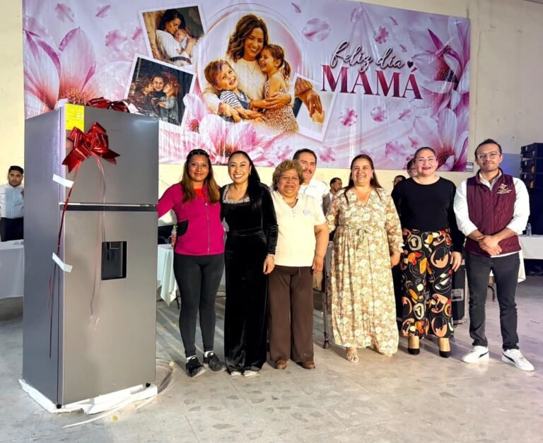 Alcaldía de Emiliano Zapata, realiza festival del “Día de las Madres”