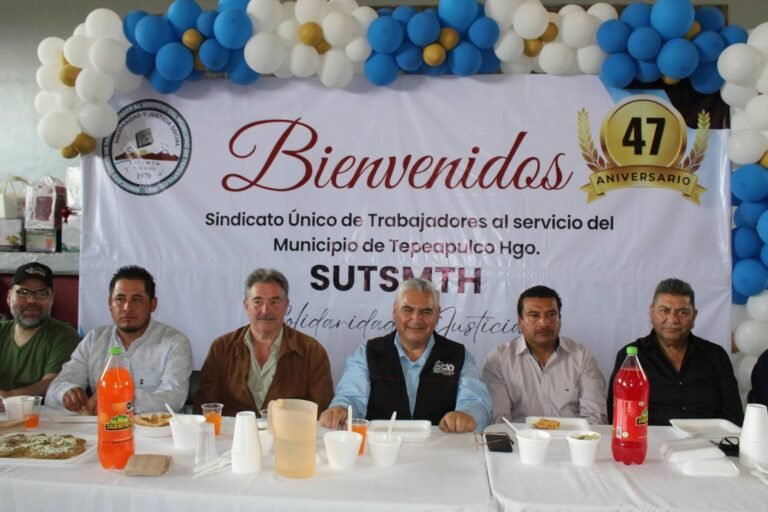 Conmemoran los 47 años de vida del Sindicato Único de Trabajadores al Servicio del Municipio de Tepeapulco (Sutsmt)