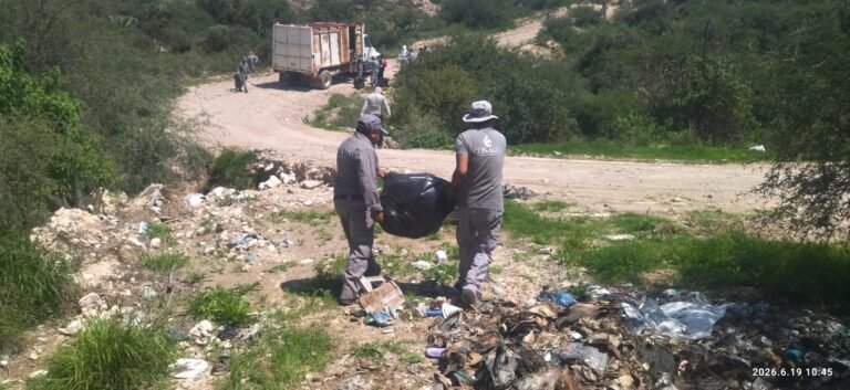 Conagua participa en Jornada de Limpieza de Ríos en Cardonal