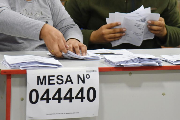 El Jurado Electoral de Perú rechaza versiones de fraude