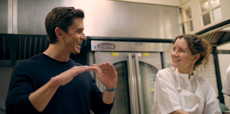 El chef Antoni Porowski elige a México en ‘Lo mejor del mundo’: «Es la mejor primera cita»