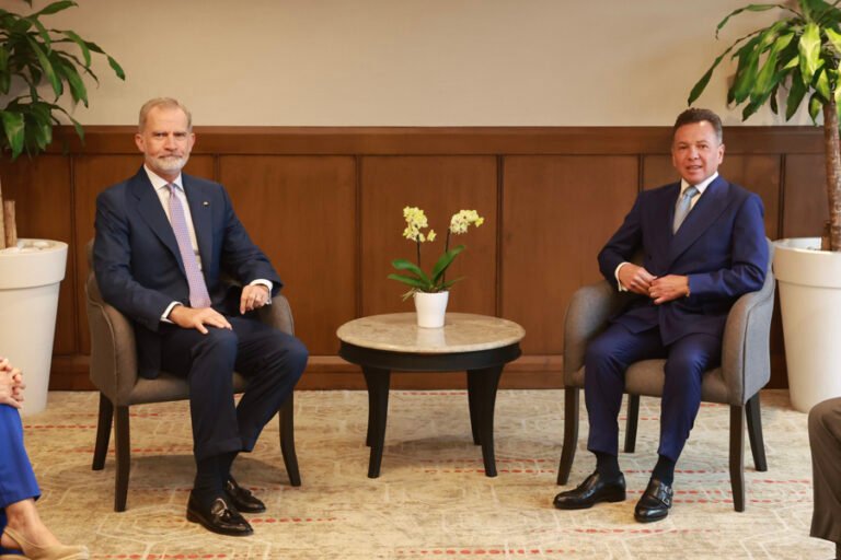 Felipe VI prevé «un futuro enormente próspero» para la «magnífica» relación España-México