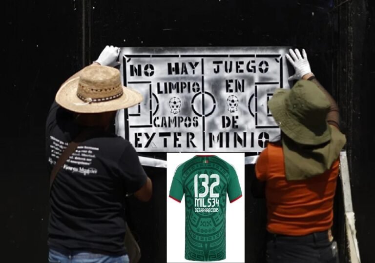 Pegan fichas de desaparecidos afuera del estadio Banorte