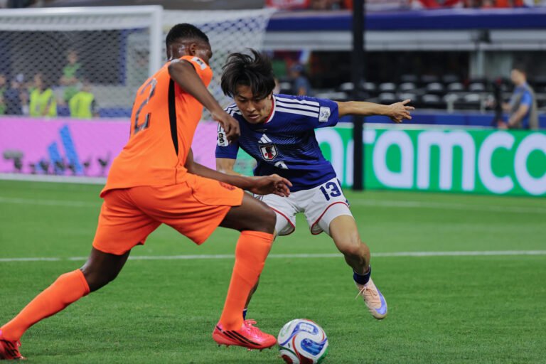 Japón golea a Túnez en partido 1.000 de la historia