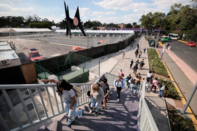 ONG dice que México «paga» costo del Mundial; FIFA se beneficia
