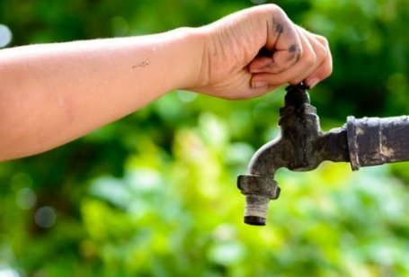 Invitan a la población a regularizar su pago de agua
