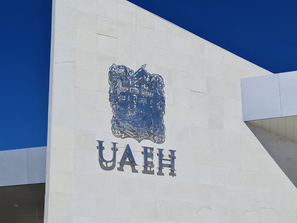 SENTENCIA A FAVOR Recibe la UAEH más de 43 MDP de HSBC por daños y perjuicios _ Ilse Rodríguez