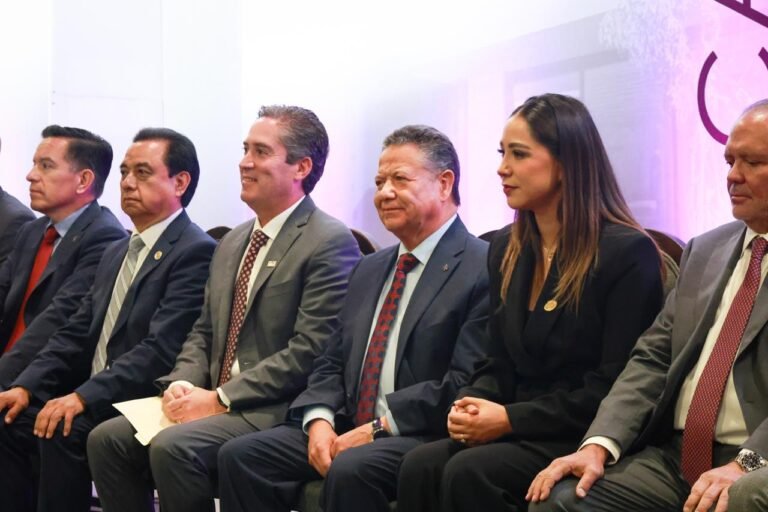 Julio Menchaca respalda a la Industria de Desarrollo y Promoción de Vivienda
