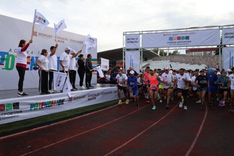 Dan el banderazo de salida a la carrera «Activa tu Potencial 10K»