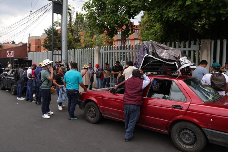 Docentes inician marchas durante la nueva jornada del Mundial
