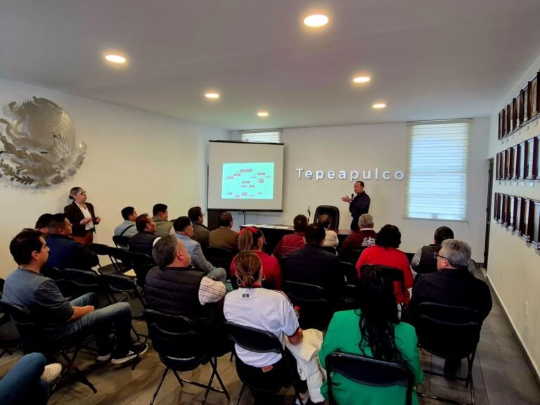 Capacitan a funcionarios de Tepeapulco en “Materia Reglamentaria”
