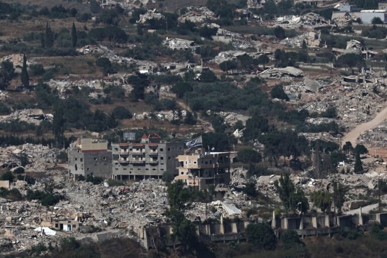 Calma tensa en El Líbano tras jornada de escasas operaciones israelíes