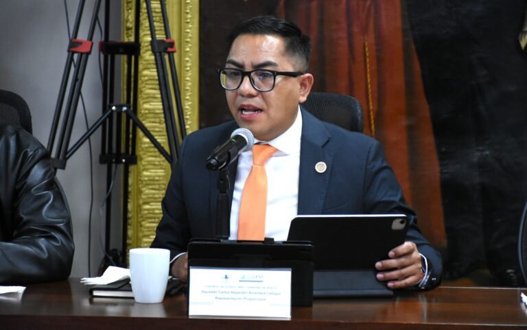 Aprueba Congreso reformas para sancionar las llamadas terapias de conversión