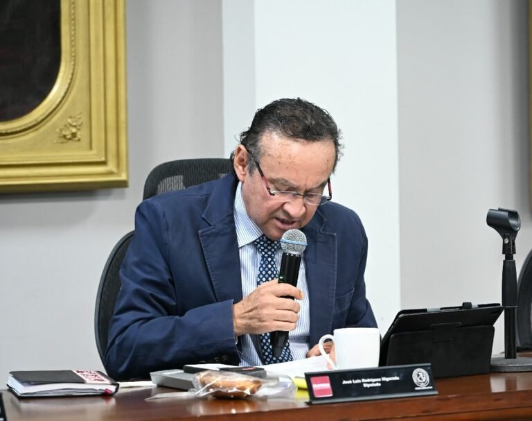 Avalan reforma constitucional para elegibilidad de militares y Guardia Nacional en elecciones 