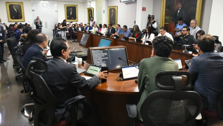 Buscan que en 42 municipios se postulen solo mujeres a las presidencias municipales  