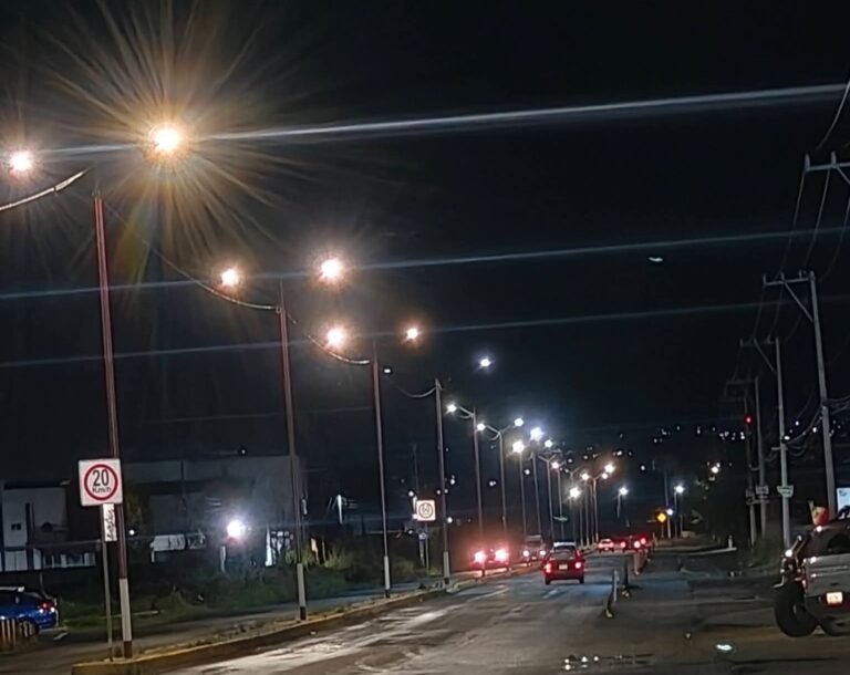 Presentan iniciativa para adecuar el cobro del alumbrado público a criterios de la Suprema Corte