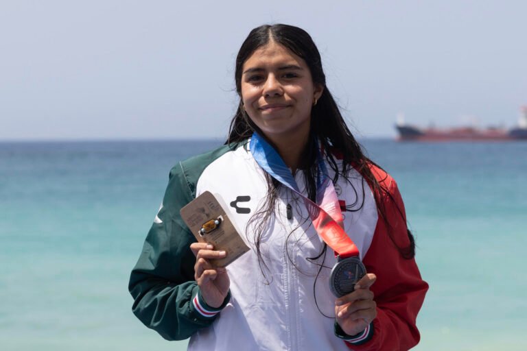 México gana el oro en doble mixto sin timonel 