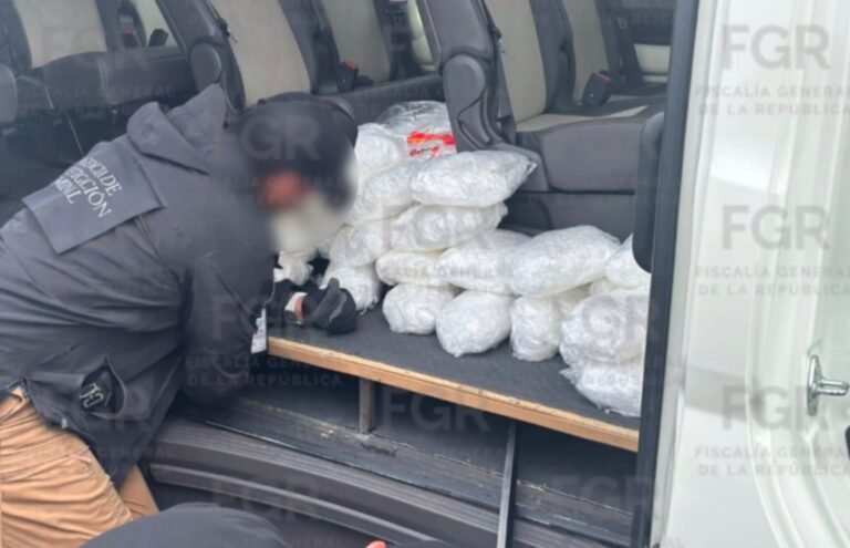 Lo atoran con 50 envoltorios de clorhidrato de metanfetamina