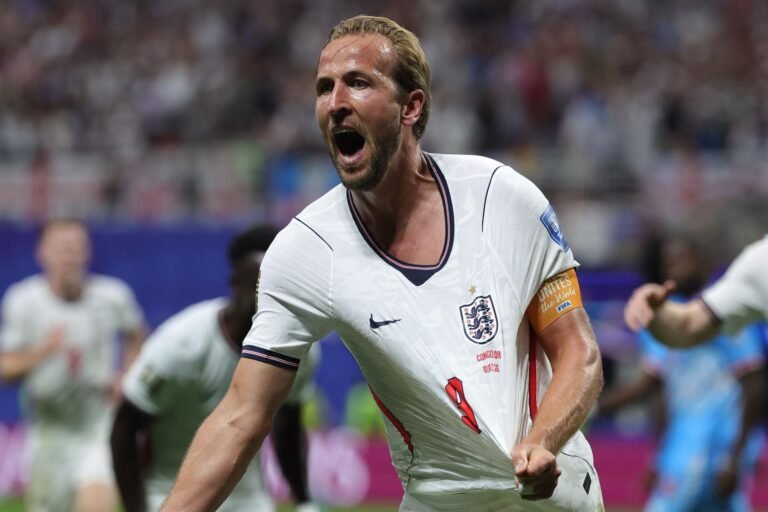 2-1 Kane rescata a Inglaterra y se cita con México en octavos