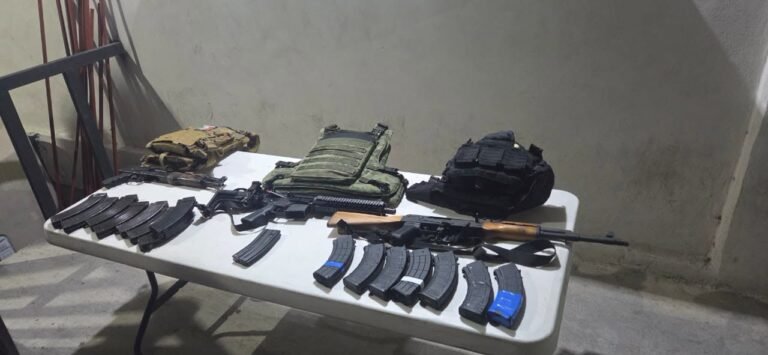 Aseguran armamento de alto poder en Tula