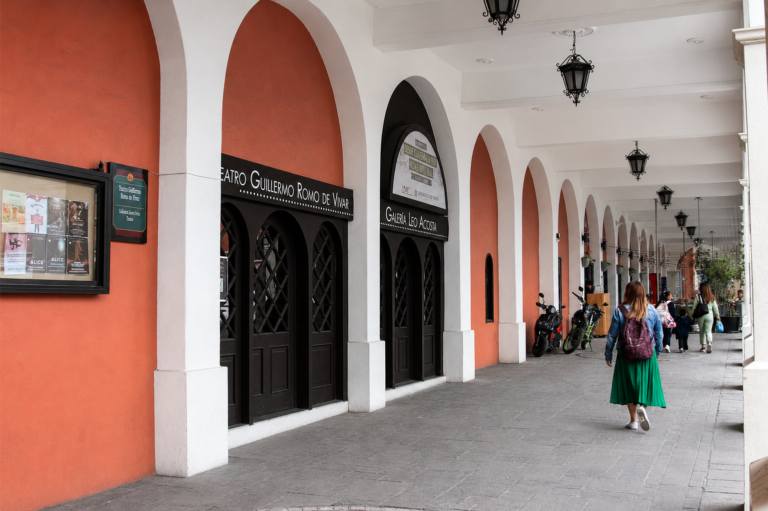 Exposición sobre la historia de la comunidad china en México en la Galería Leo Acosta