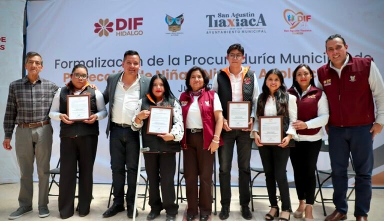 Entregan proyectos comunitarios en El Arenal