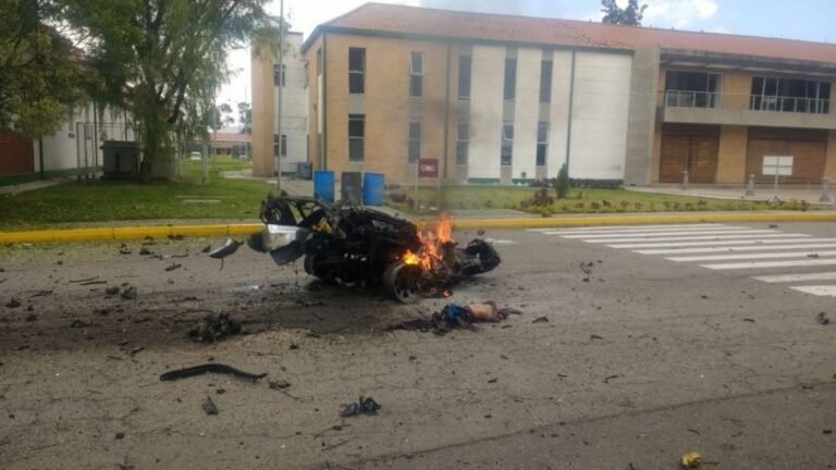 Ataque a la Guardia Civil en San Luis Potosí deja dos agentes muertos tras presunta explosión de coche bomba