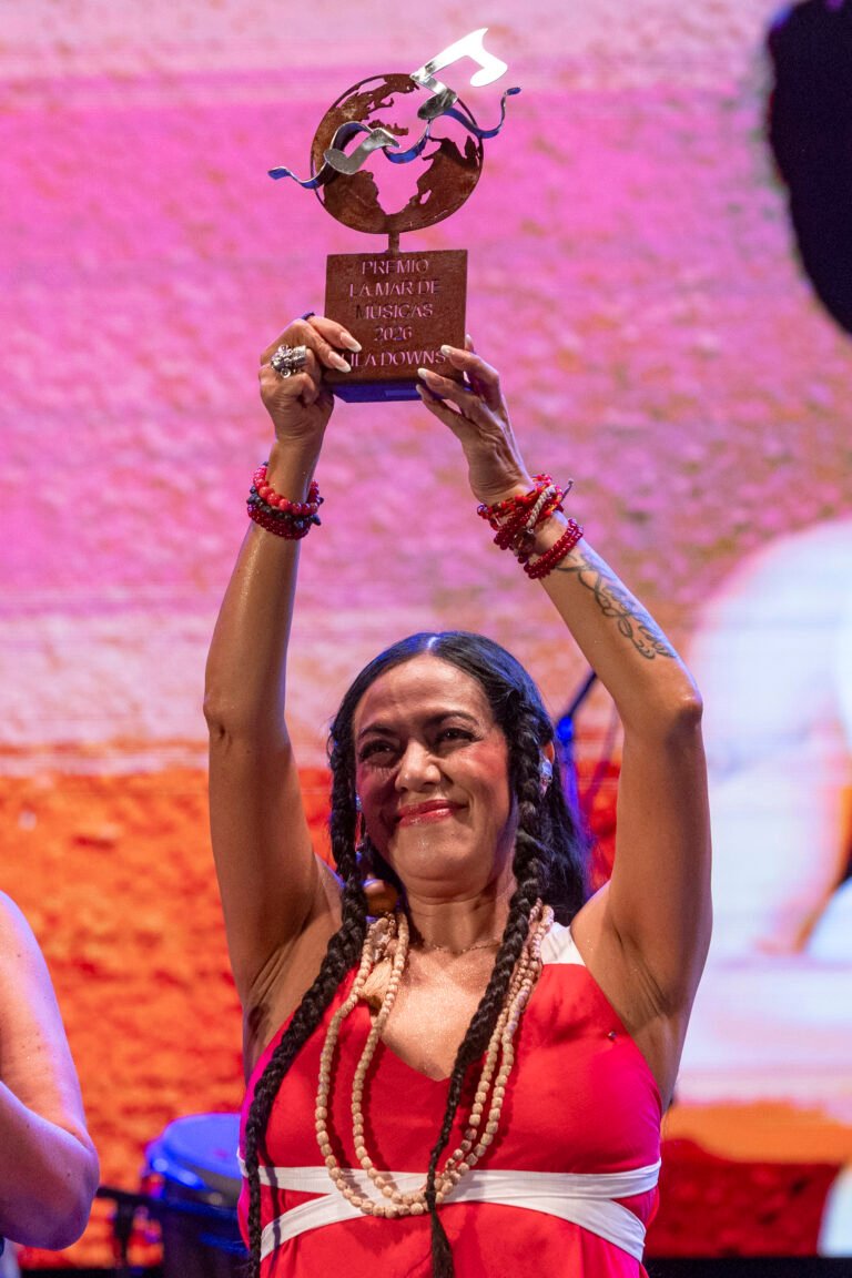 Lila Downs recibe el premio La Mar de Músicas