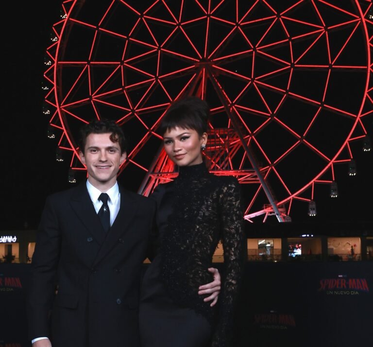 La telaraña de Tom Holland y Zendaya atrapa a los aficionados de Spider-Man en México