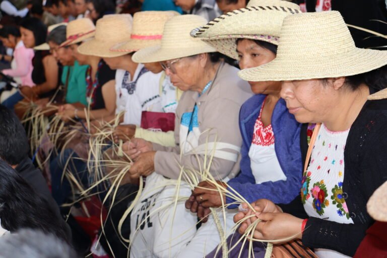 Buscan perfeccionar técnicas artesanales