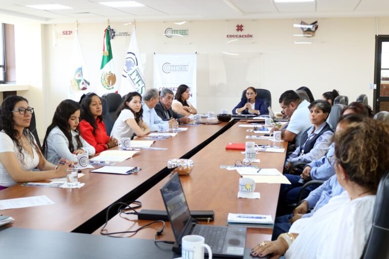 ITESHU fortalece la vinculación con sectores productivos y sociales