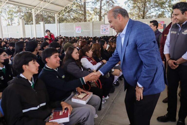 Hidalgo amplía la cobertura de educación media superior con nuevos planteles