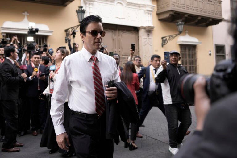 Canciller de Perú cree que su país y México harán las paces