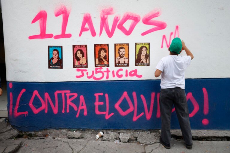 Familiares de las víctimas del caso Narvarte denuncian 11 años de impunidad y omisiones de la FGR